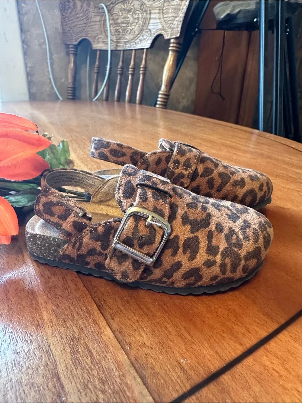 Cat & Jack Leopard Print Buckle Clogs in Brown